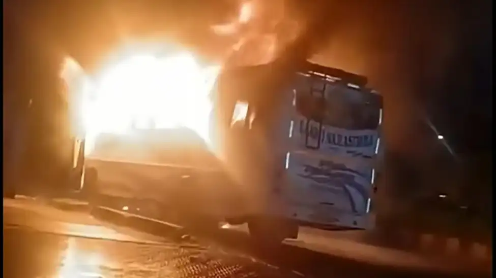 Greater Noida Bus Fire: ₹1.7 Lakh in Pending Challans Raises Fresh Questions Over Passenger Safety