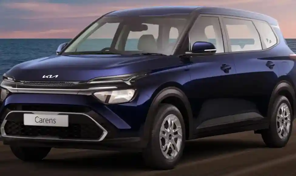 Kia Carens and Carens Clavis CNG Launched in India Prices