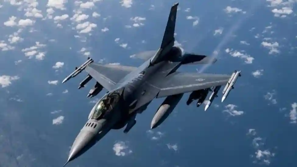 Taiwan Receives First F-16V Block 70 Fighter Jets: U.S. Arms Delivery Amid Rising China Tensions